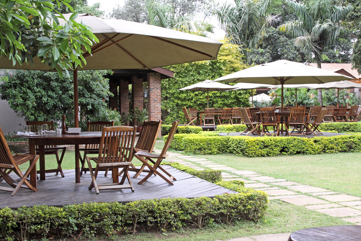 The Ultimate Alfresco Dining Setup: How Shade Elevates Your Outdoor Meals